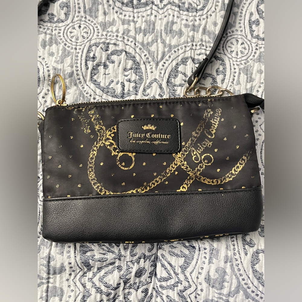 Juicy Couture Vintage Y2K Black and Gold Chain Mini Crossbody Purse
